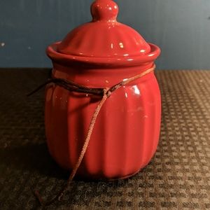 Jante warm apple pie crock candle with lid. New.